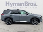 2026 Nissan Pathfinder Platinum 4WD