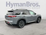 2026 Nissan Pathfinder Platinum 4WD