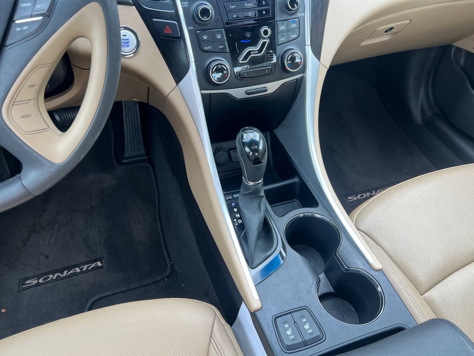 2013 Hyundai SONATA 4dr Sdn 2.4L Auto Limited PZEV