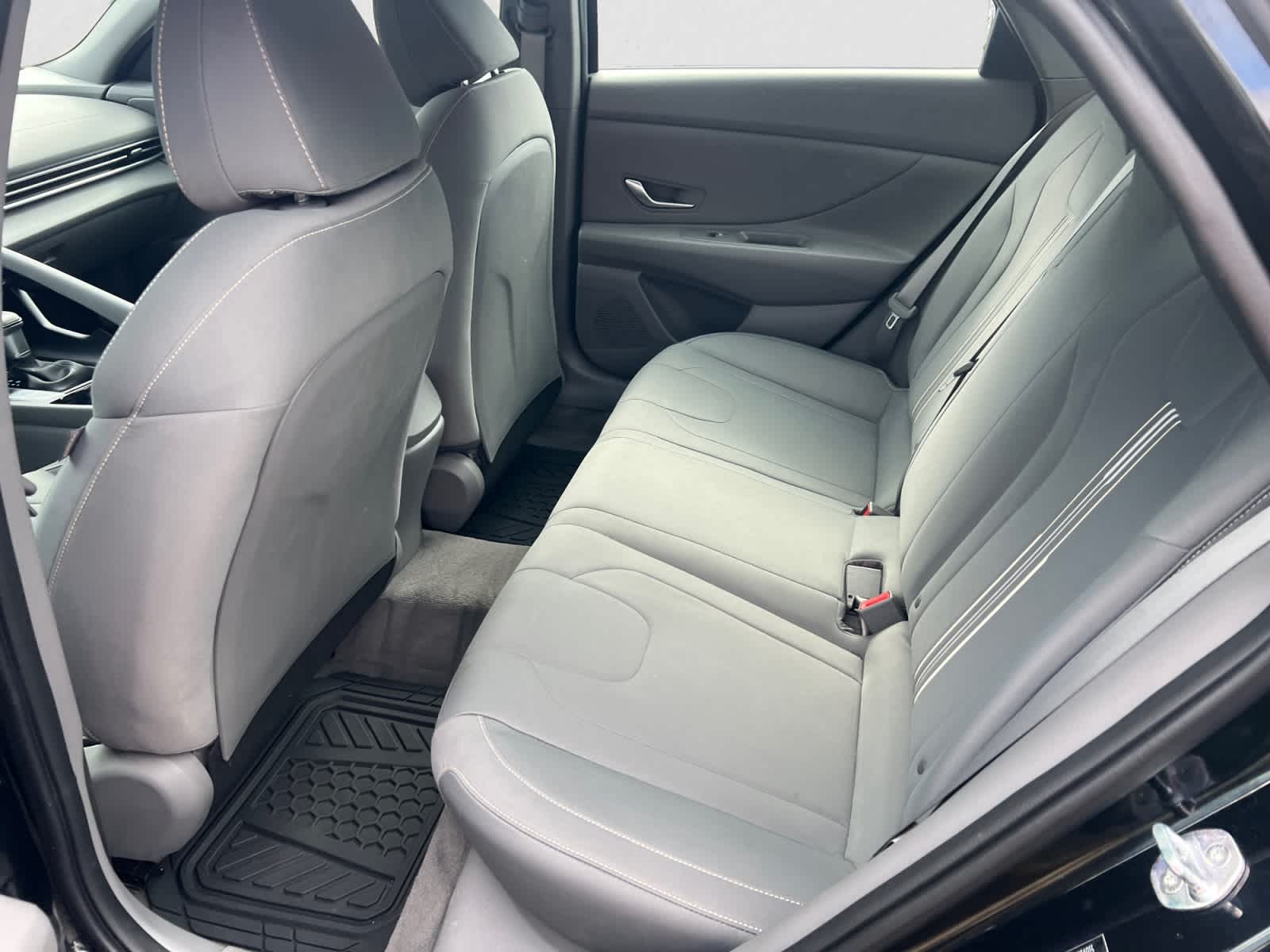 2022 Hyundai ELANTRA SEL IVT