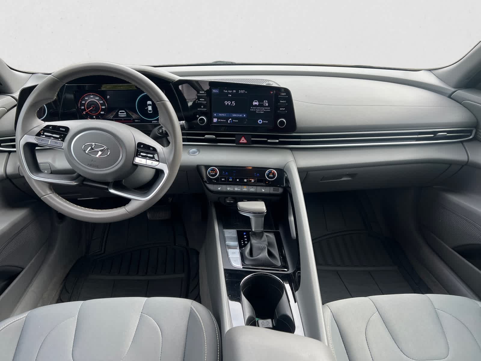 2022 Hyundai ELANTRA SEL IVT