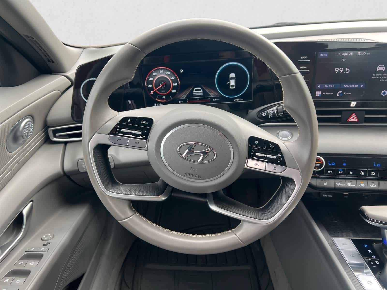 2022 Hyundai ELANTRA SEL IVT
