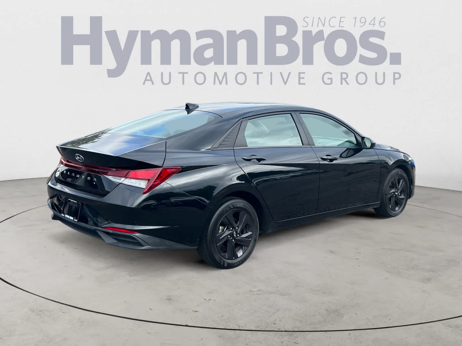 2022 Hyundai ELANTRA SEL IVT
