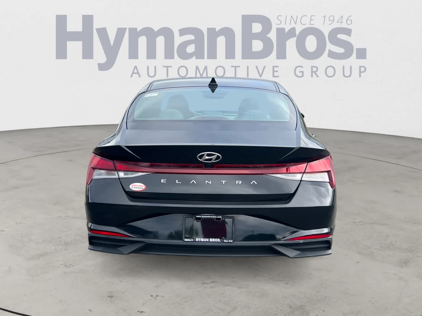 2022 Hyundai ELANTRA SEL IVT