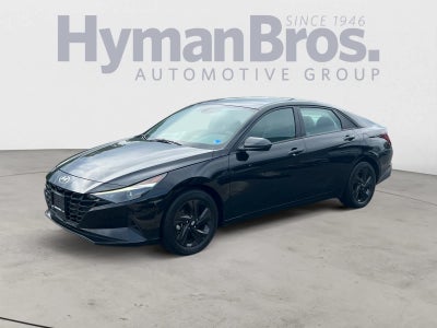 2022 Hyundai ELANTRA SEL IVT