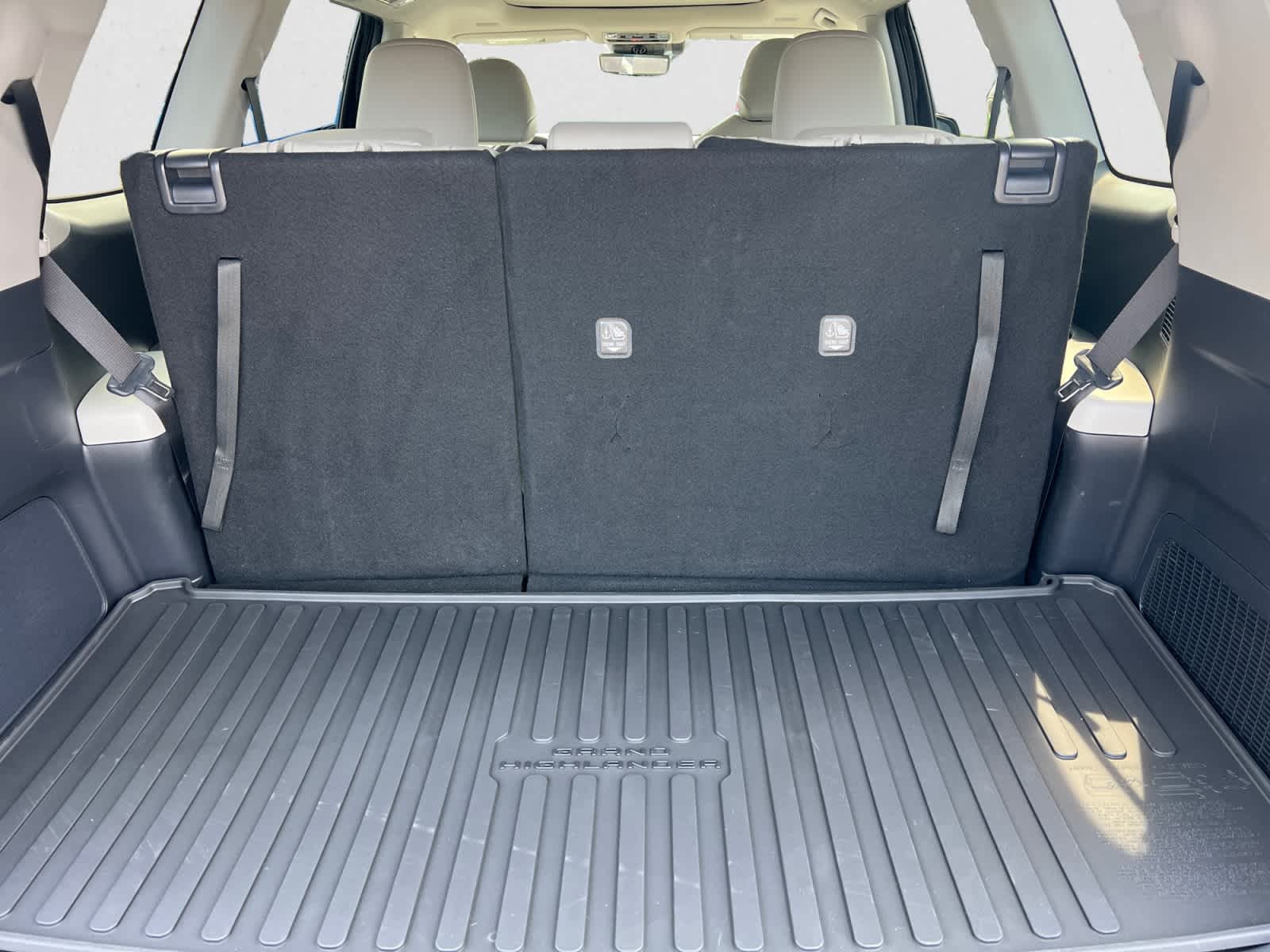 2025 Toyota Grand Highlander Platinum AWD (Natl)