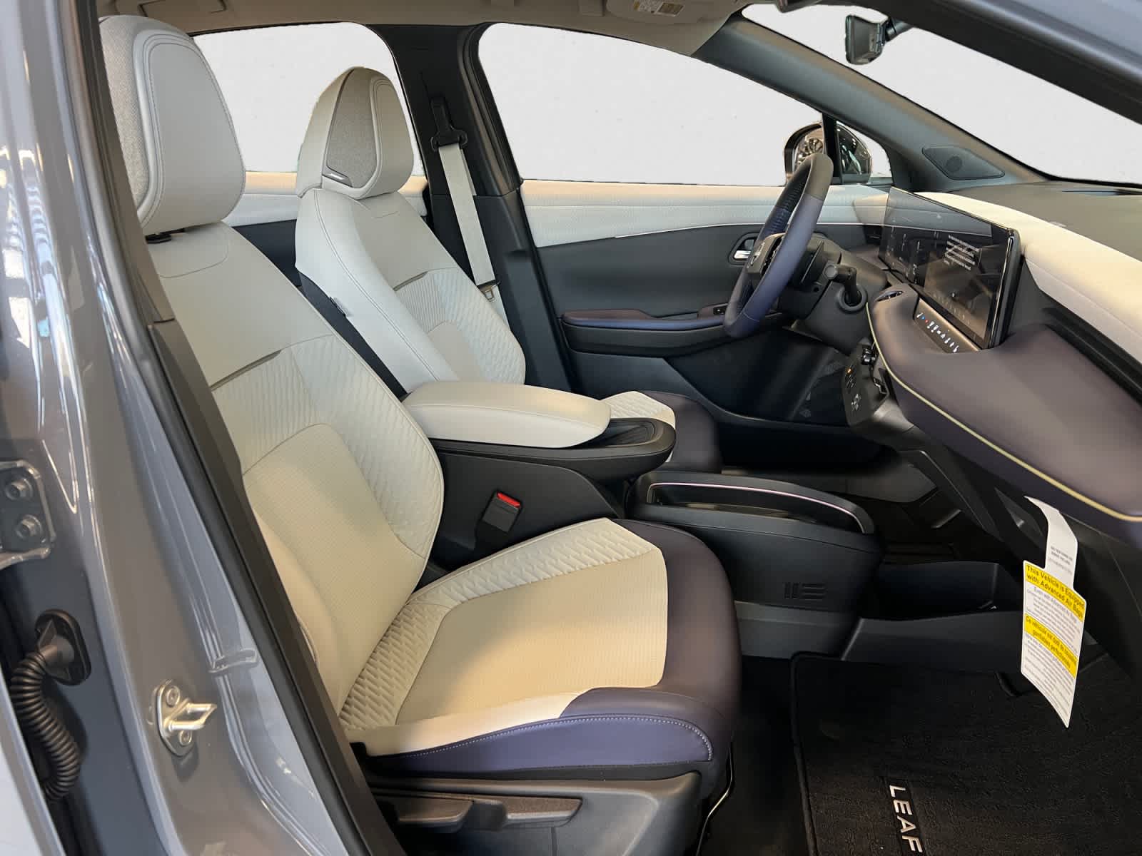 2026 Nissan LEAF Platinum+