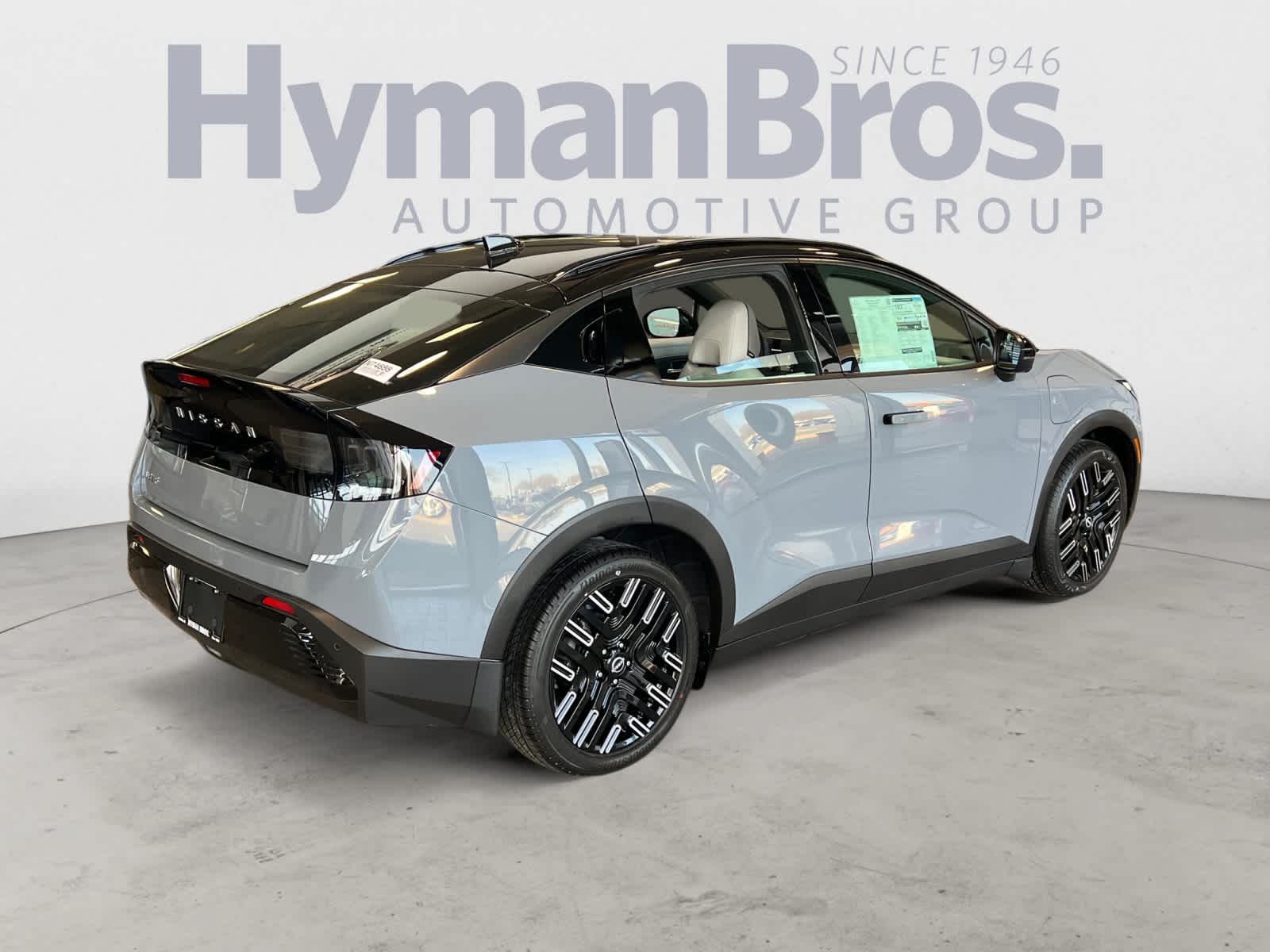 2026 Nissan LEAF Platinum+