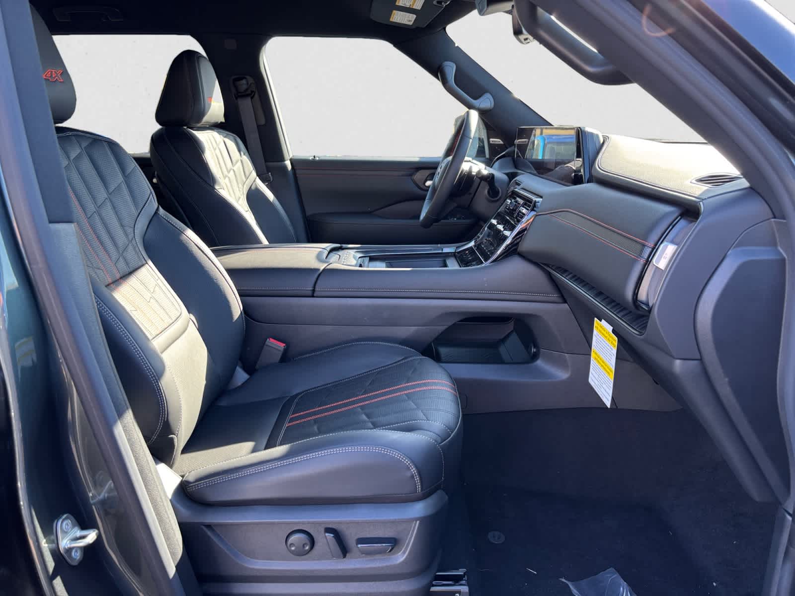 2025 Nissan Armada PRO-4X®