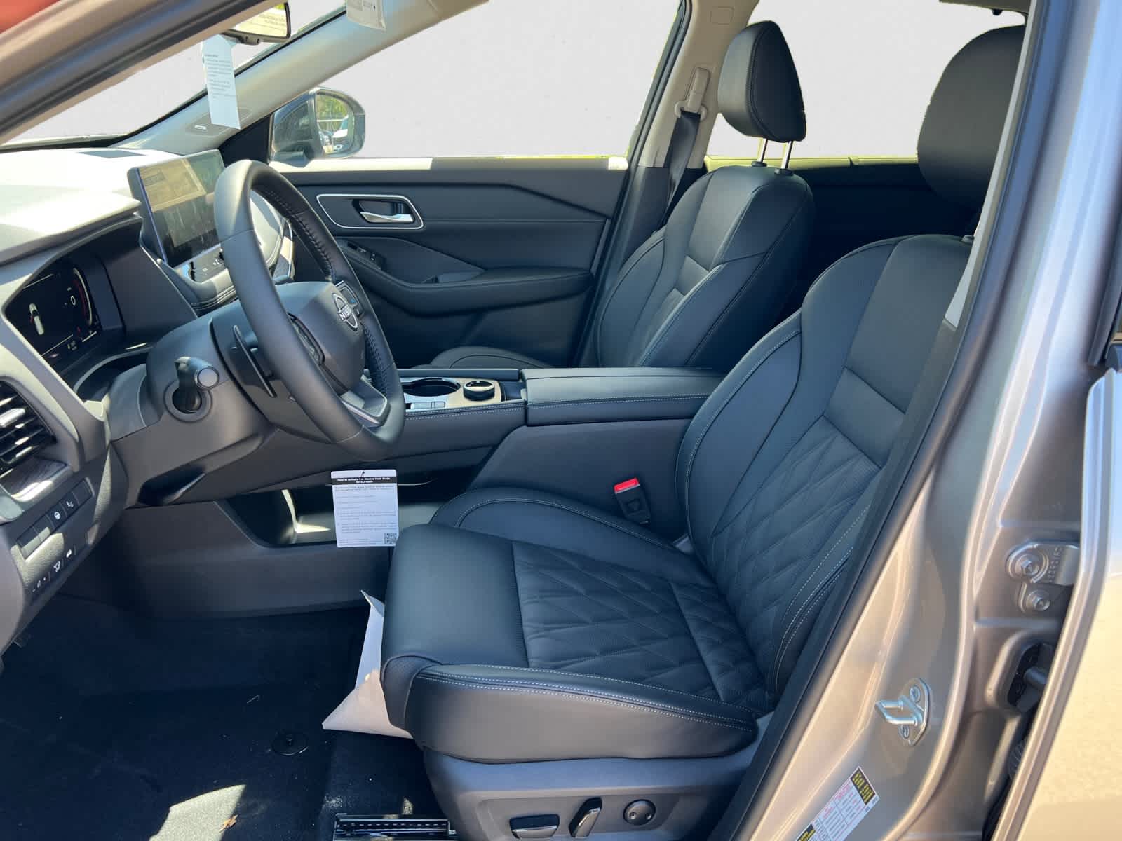 2026 Nissan Rogue AWD Platinum *Ltd Avail*