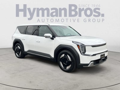 2024 Kia EV9 Light Long Range RWD