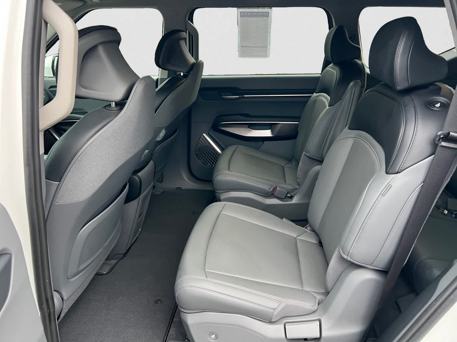 2024 Kia EV9 Light Long Range RWD