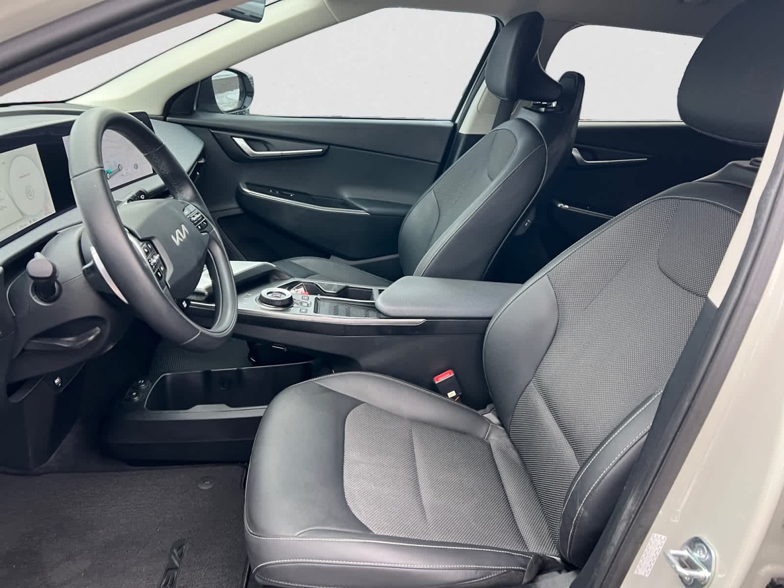 2024 Kia EV6 Light Long Range RWD