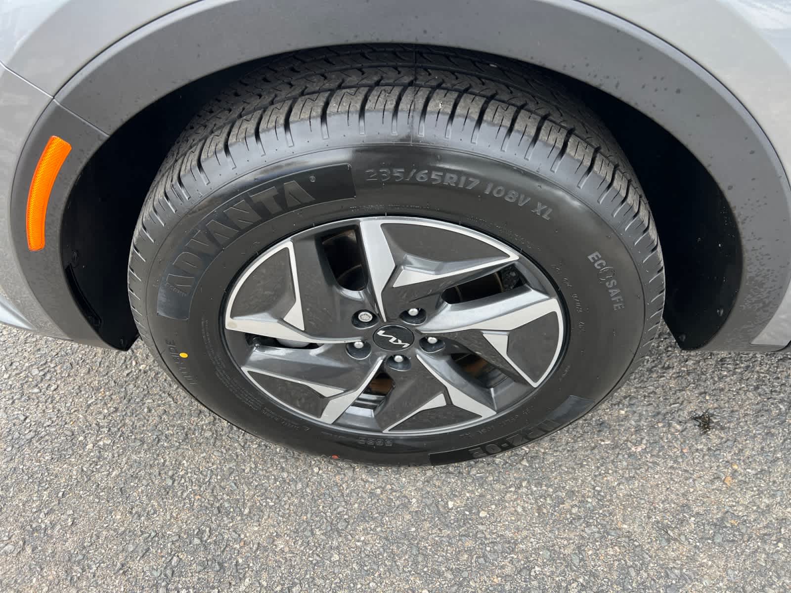 2022 Kia Sorento Hybrid S FWD