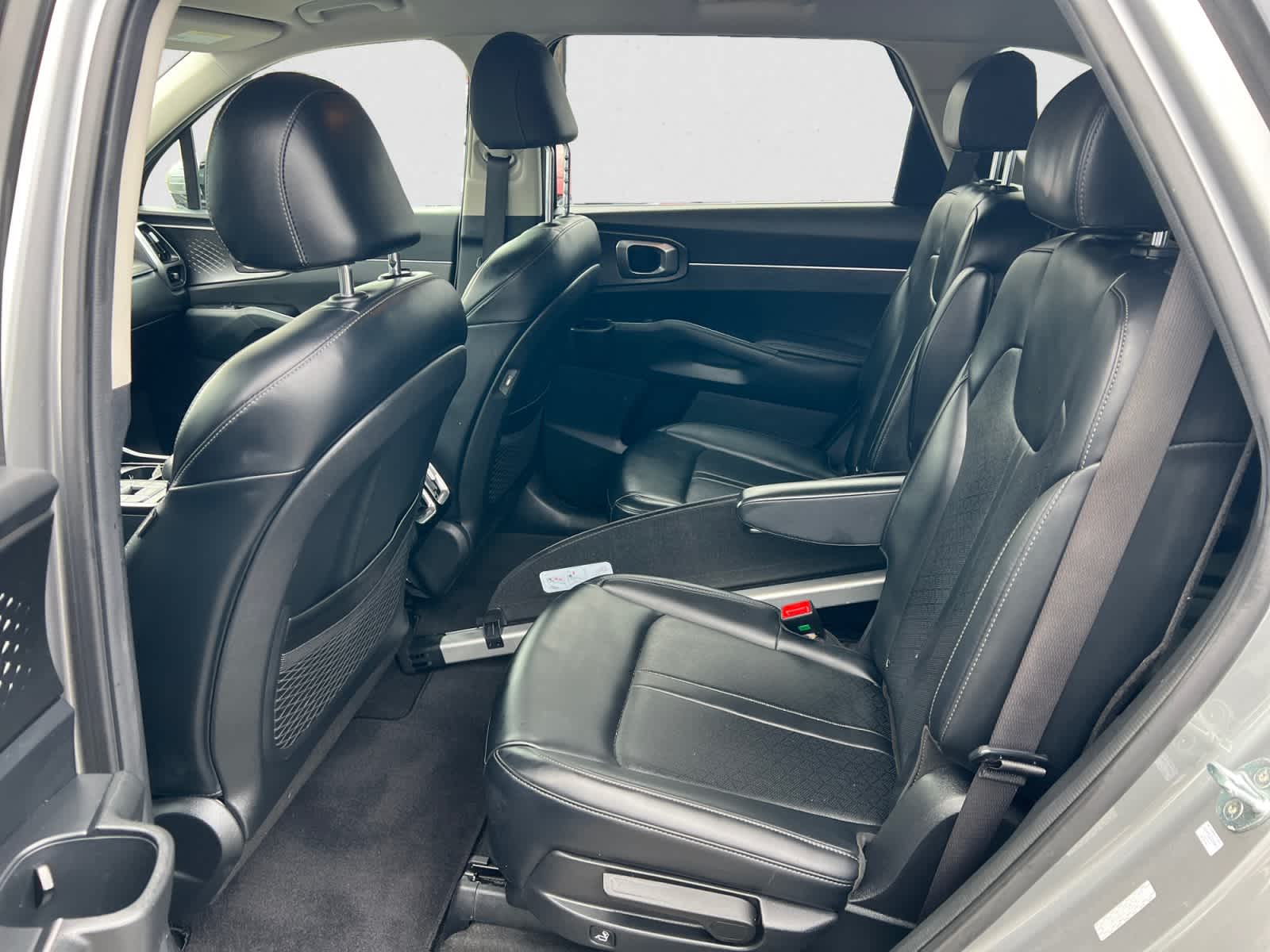 2022 Kia Sorento Hybrid S FWD