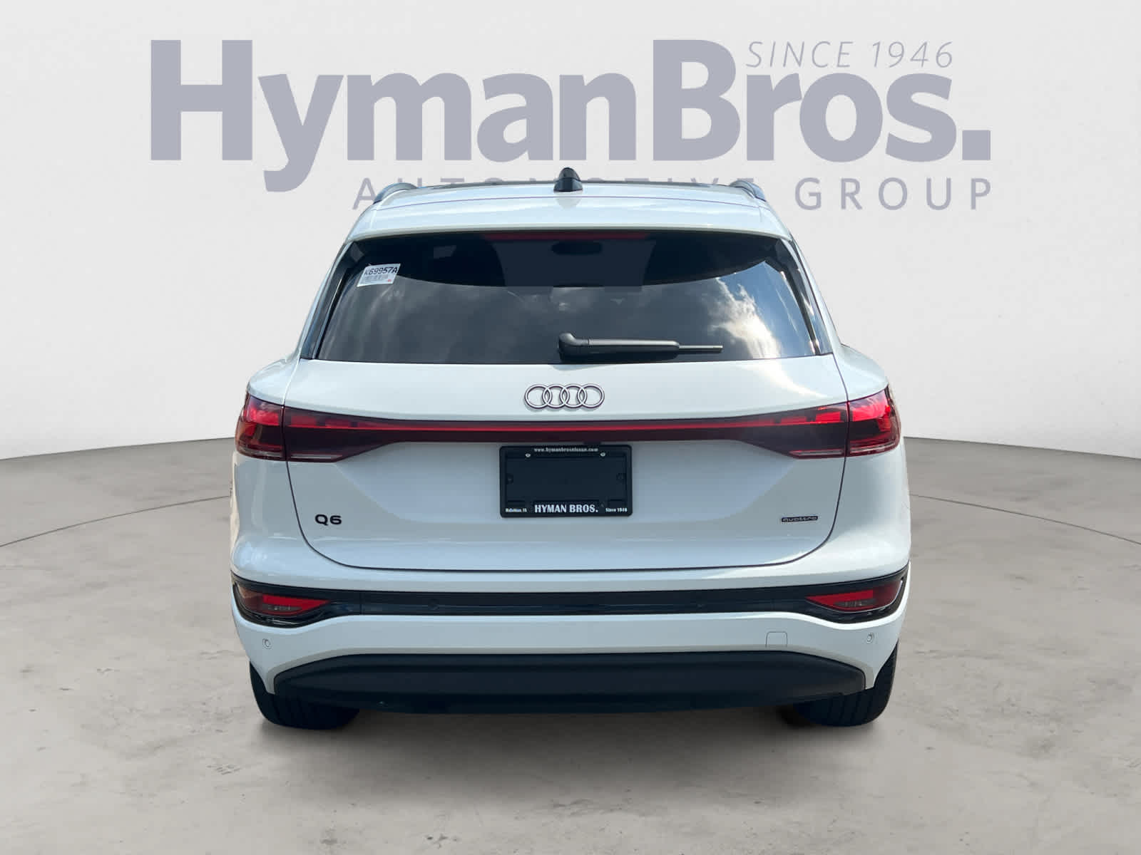2025 Audi Q6 e-tron Premium Plus quattro