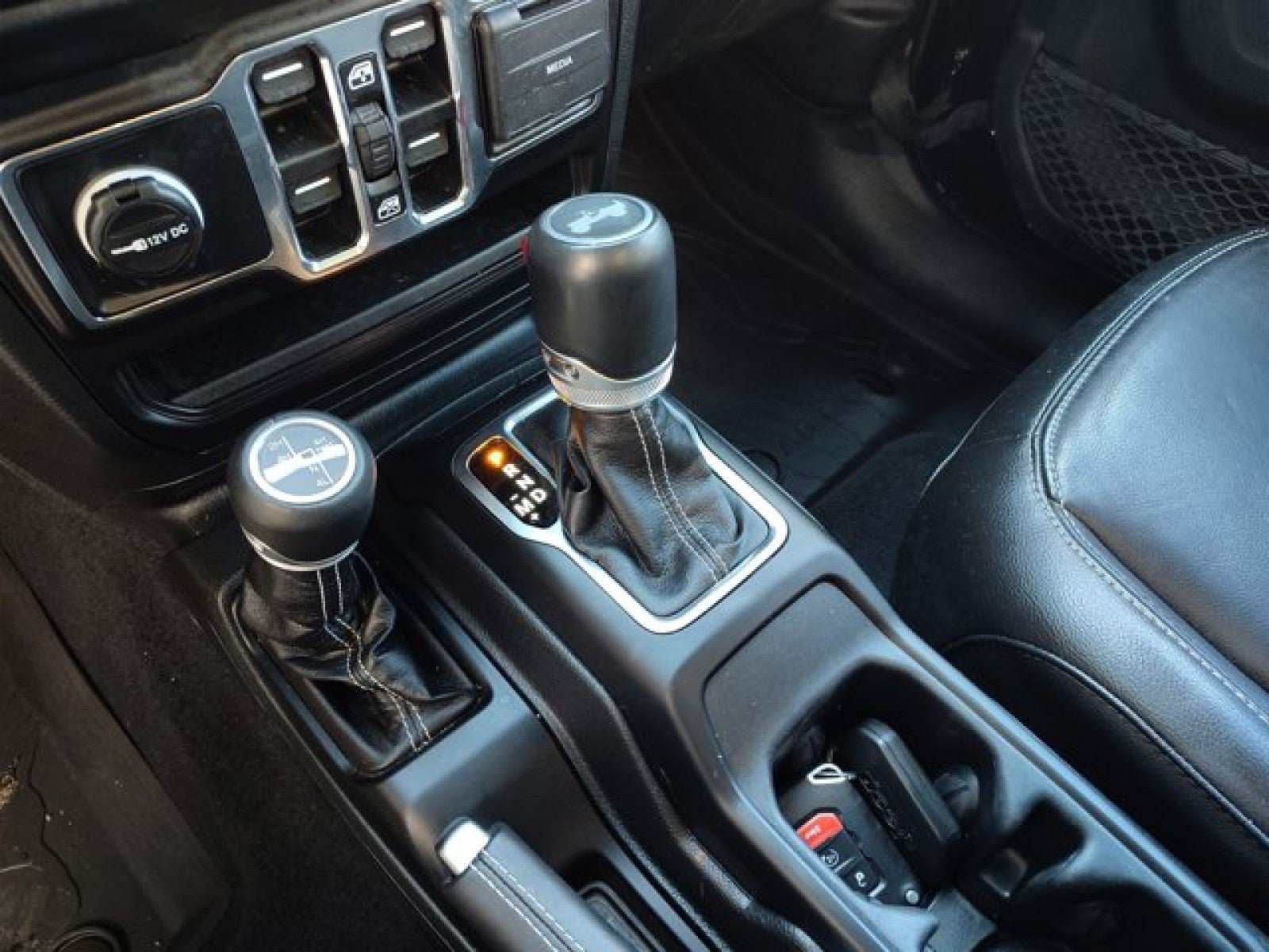 2023 Jeep Wrangler 4xe Sahara | Sky One-Touch Power Top