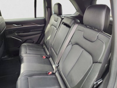 2024 Jeep Grand Cherokee Overland 4x4 | $62k MSRP