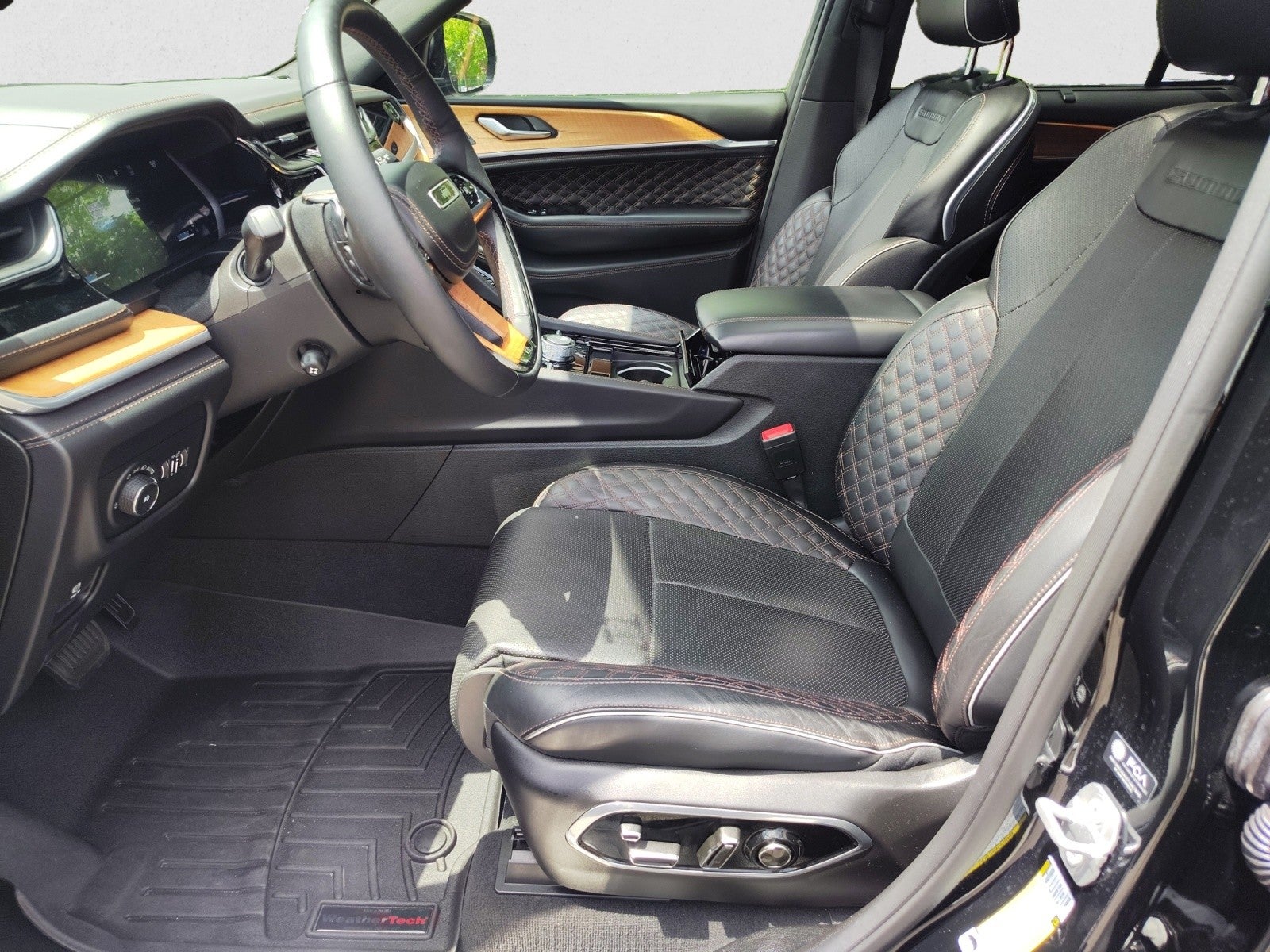 2023 Jeep Grand Cherokee Summit Reserve 4x4 | $72k MSRP