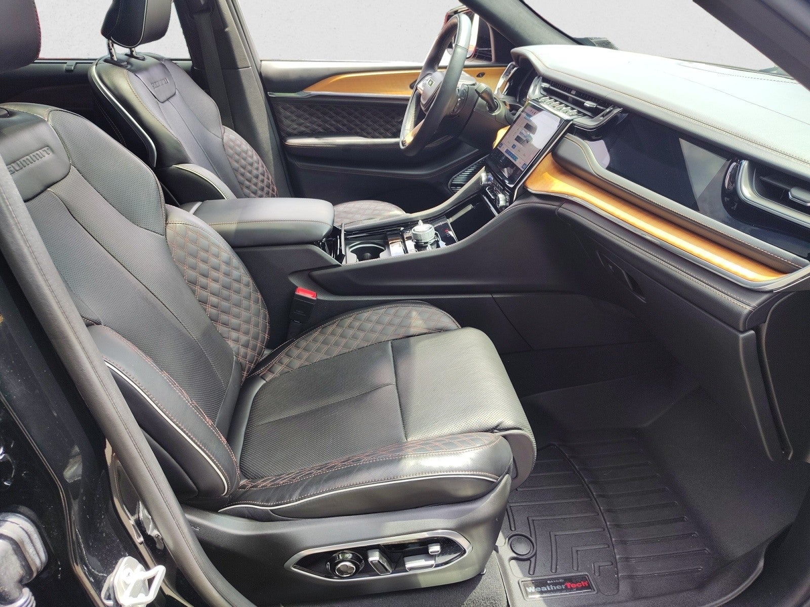 2023 Jeep Grand Cherokee Summit Reserve 4x4 | $72k MSRP