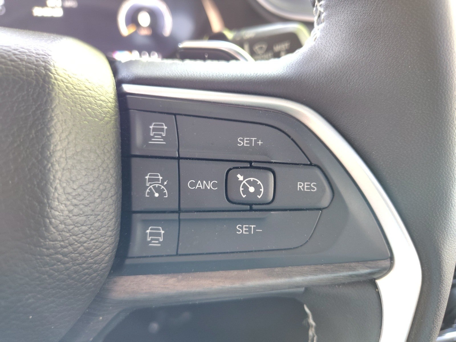 2024 Jeep Grand Cherokee L Limited | Pano Roof, 20 Wheels