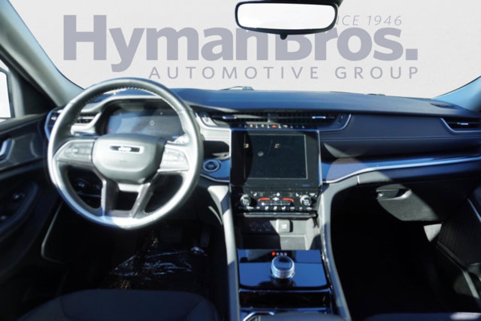 2022 Jeep Grand Cherokee L Laredo L 4x4 | Bucket seats, luxury tech pack