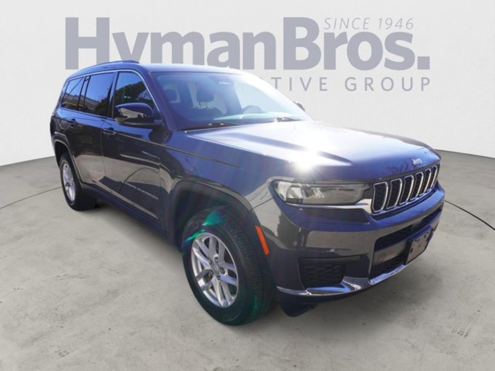 2022 Jeep Grand Cherokee L Laredo L 4x4 | Bucket seats, luxury tech pack