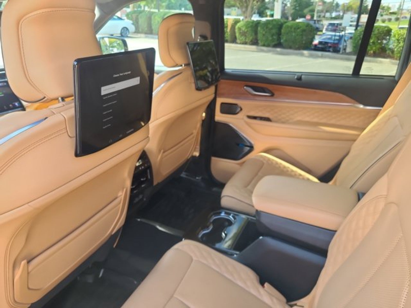 2024 Jeep Grand Cherokee L Summit Reserve | Rear Entertainment, advanced tech