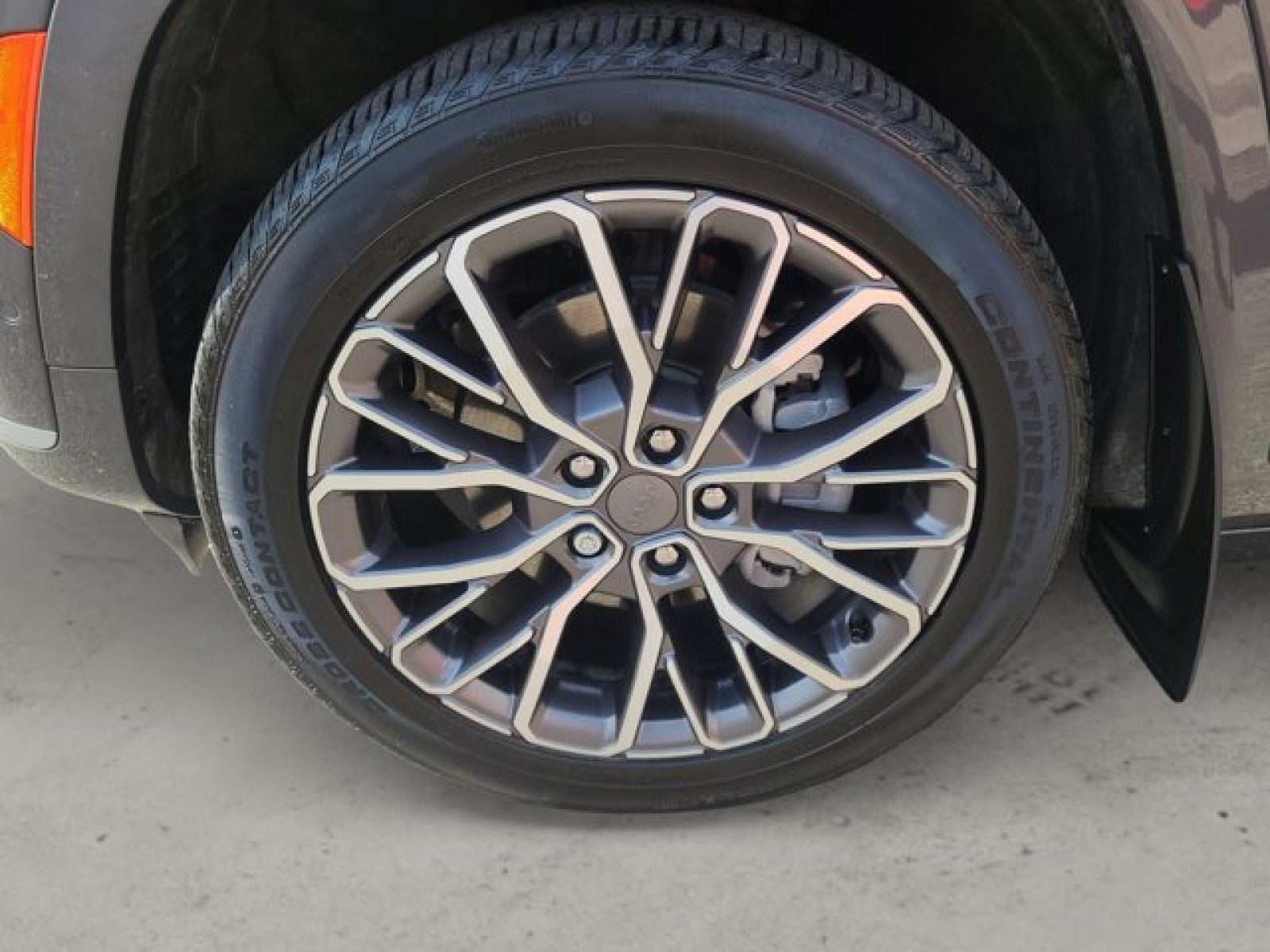 2024 Jeep Grand Cherokee L Summit Reserve | Rear Entertainment, advanced tech