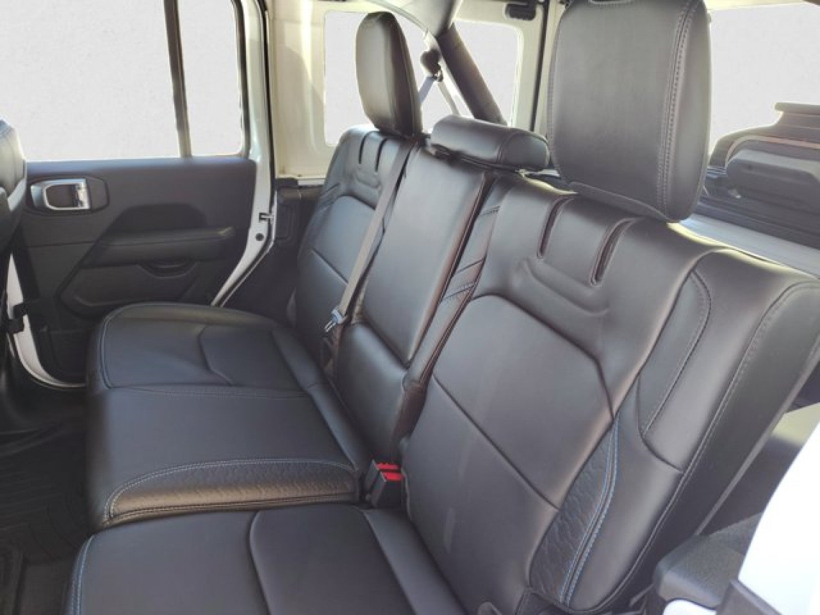 2024 Jeep Wrangler 4xe High Altitude | Sky Power Top