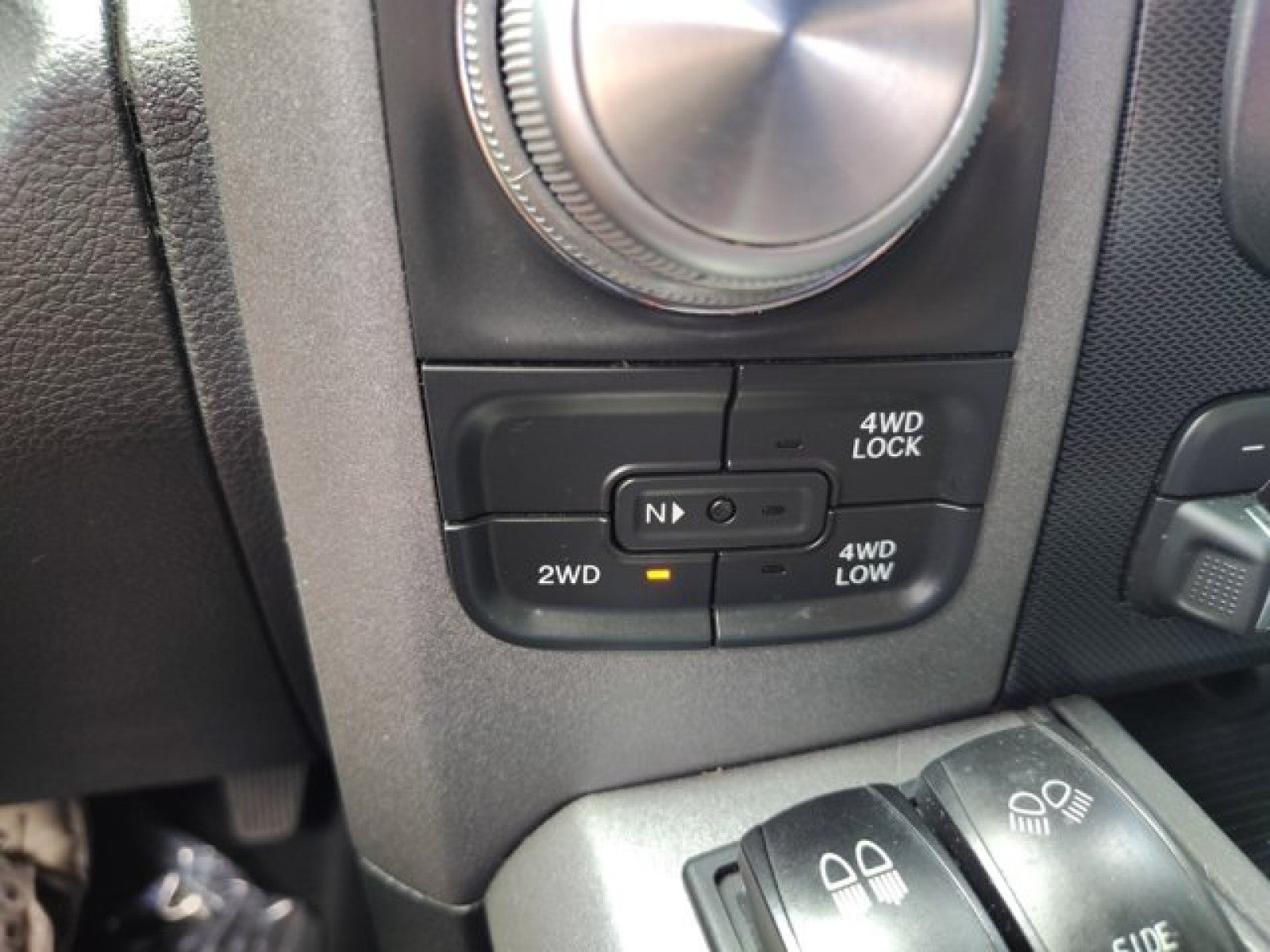 2016 RAM 1500 Rebel 4WD Crew Cab