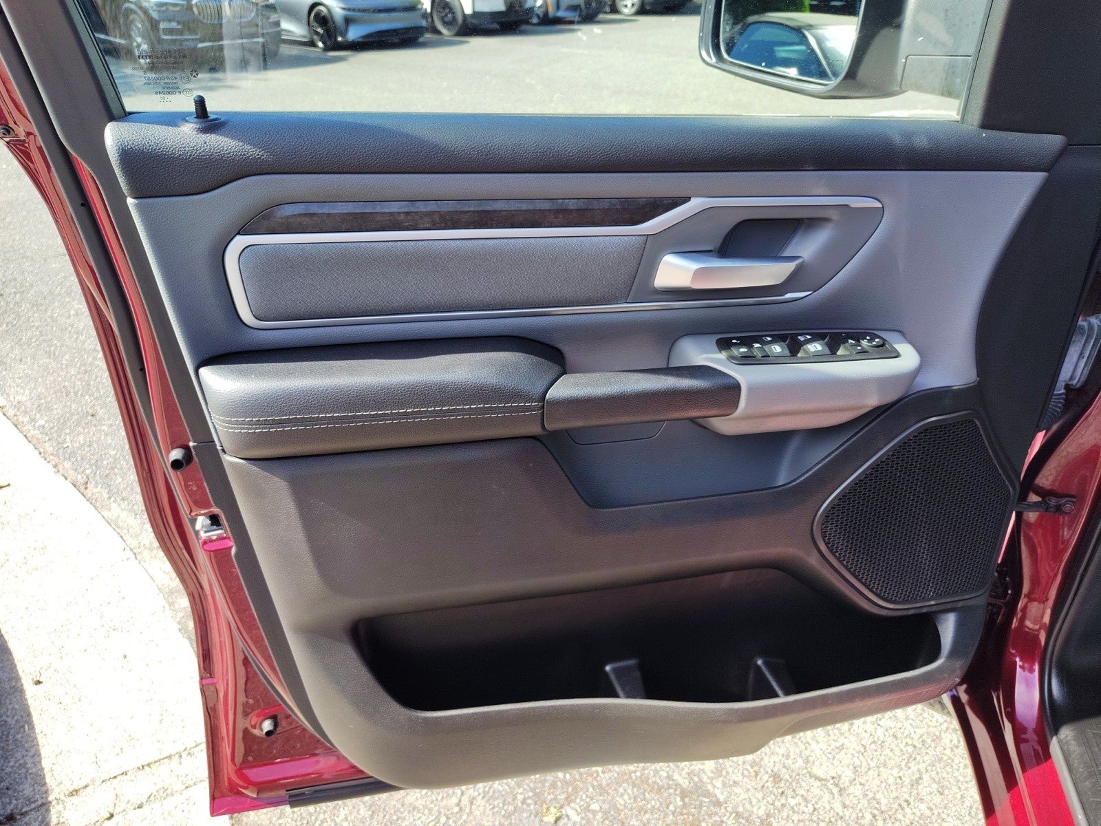 2022 RAM 1500 Big Horn 4x4 Crew Cab