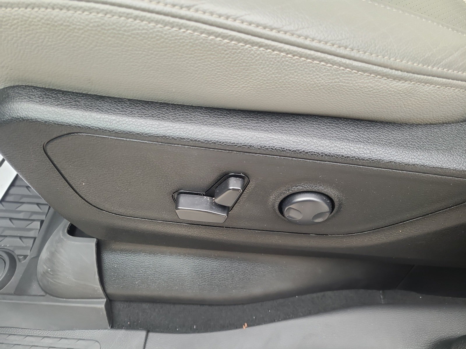 2023 RAM 1500 Big Horn 4x4 Crew Cab | Sport, Turbo Diesel