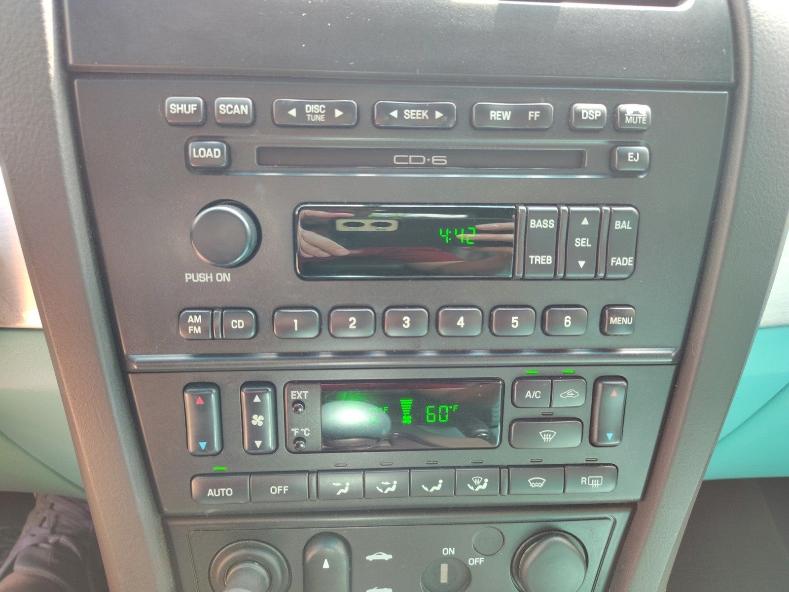 2002 Ford Thunderbird Premium