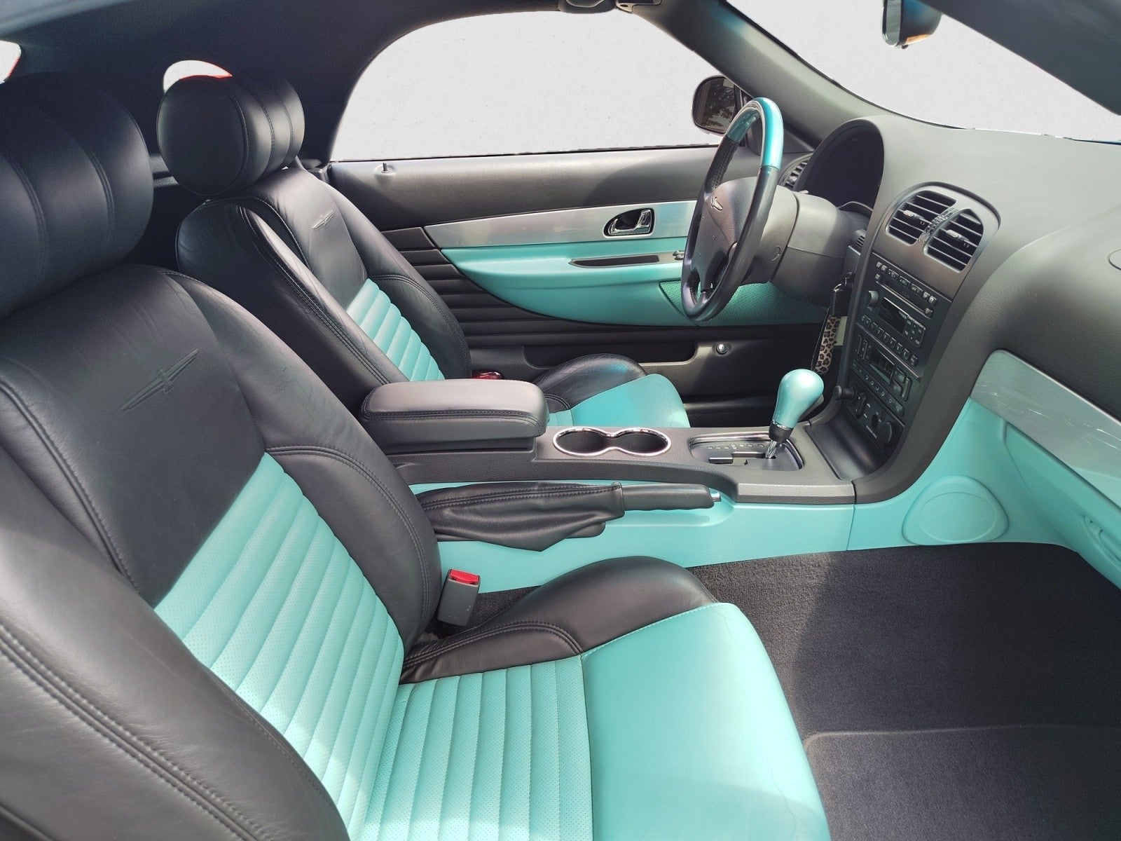 2002 Ford Thunderbird Premium