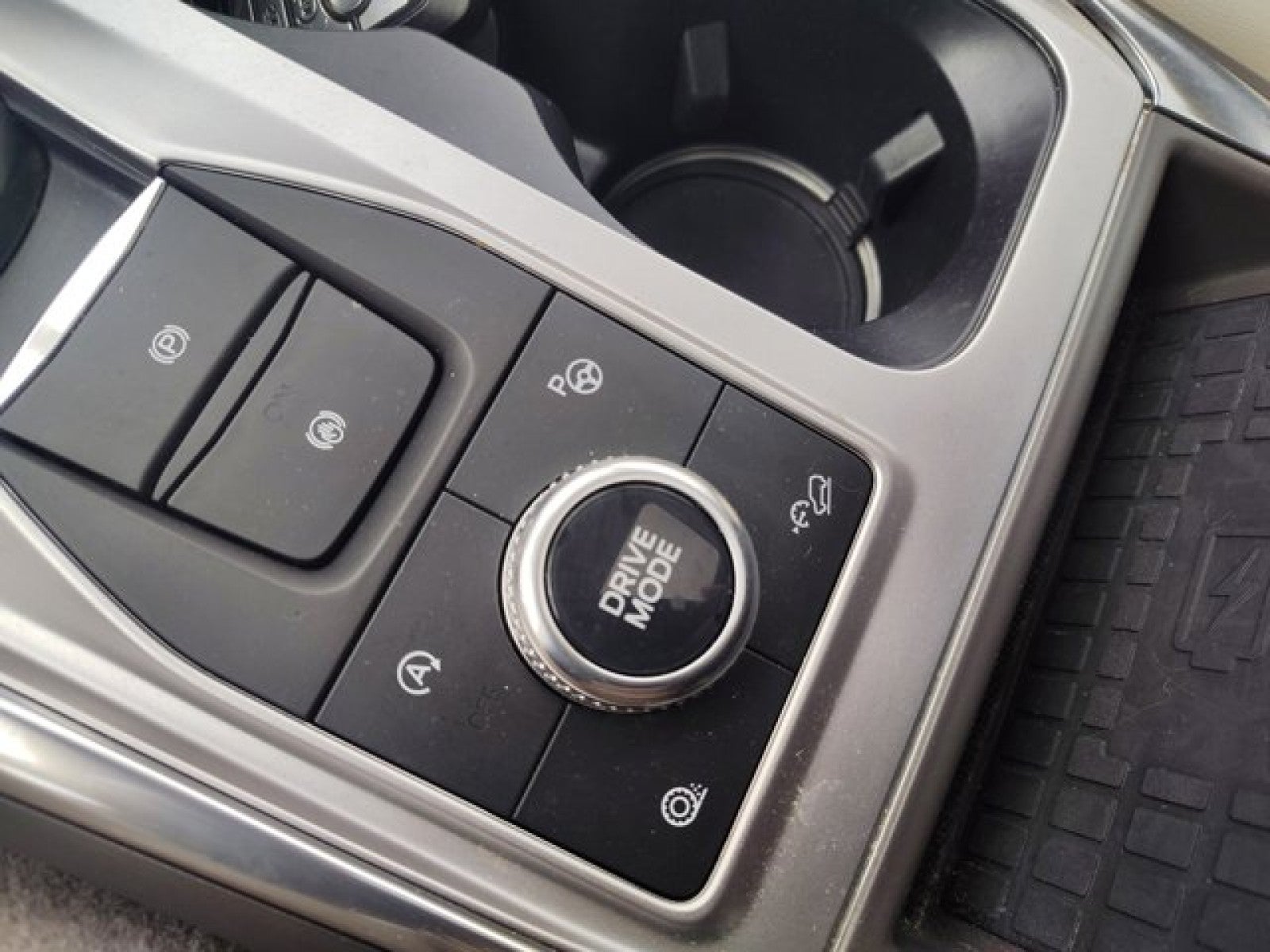 2020 Ford Explorer Platinum 4WD | Premium tech, 21 Wheels,