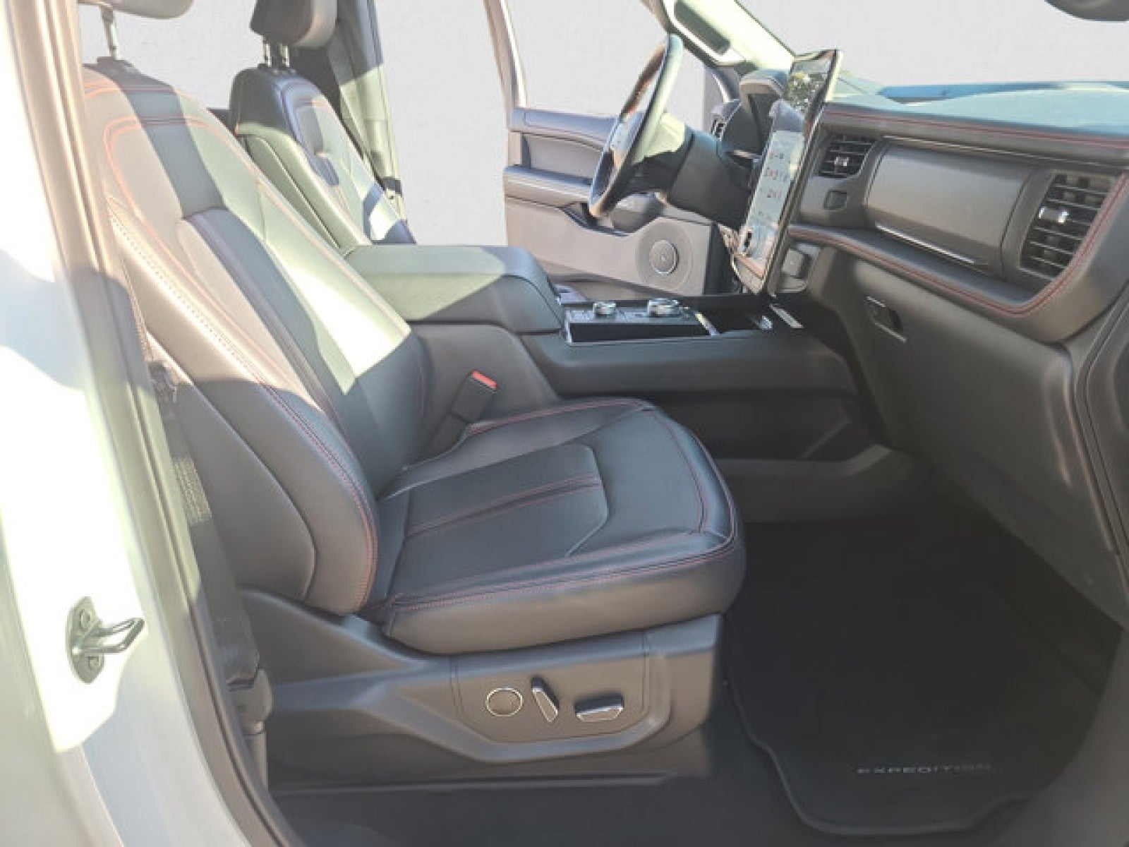 2023 Ford Expedition Max Limited 4x4 | Stealth Edition