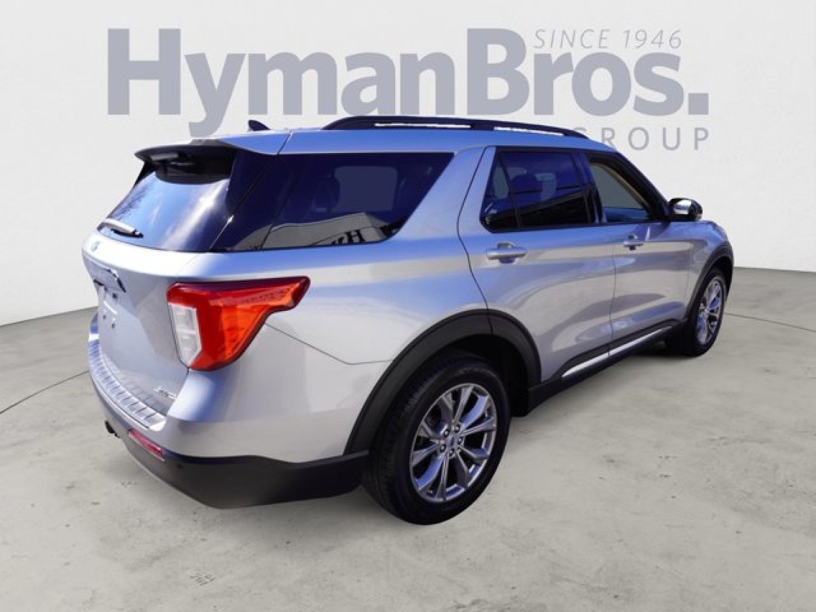 2022 Ford Explorer XLT 4WD | Pano, tech, leather, 20's