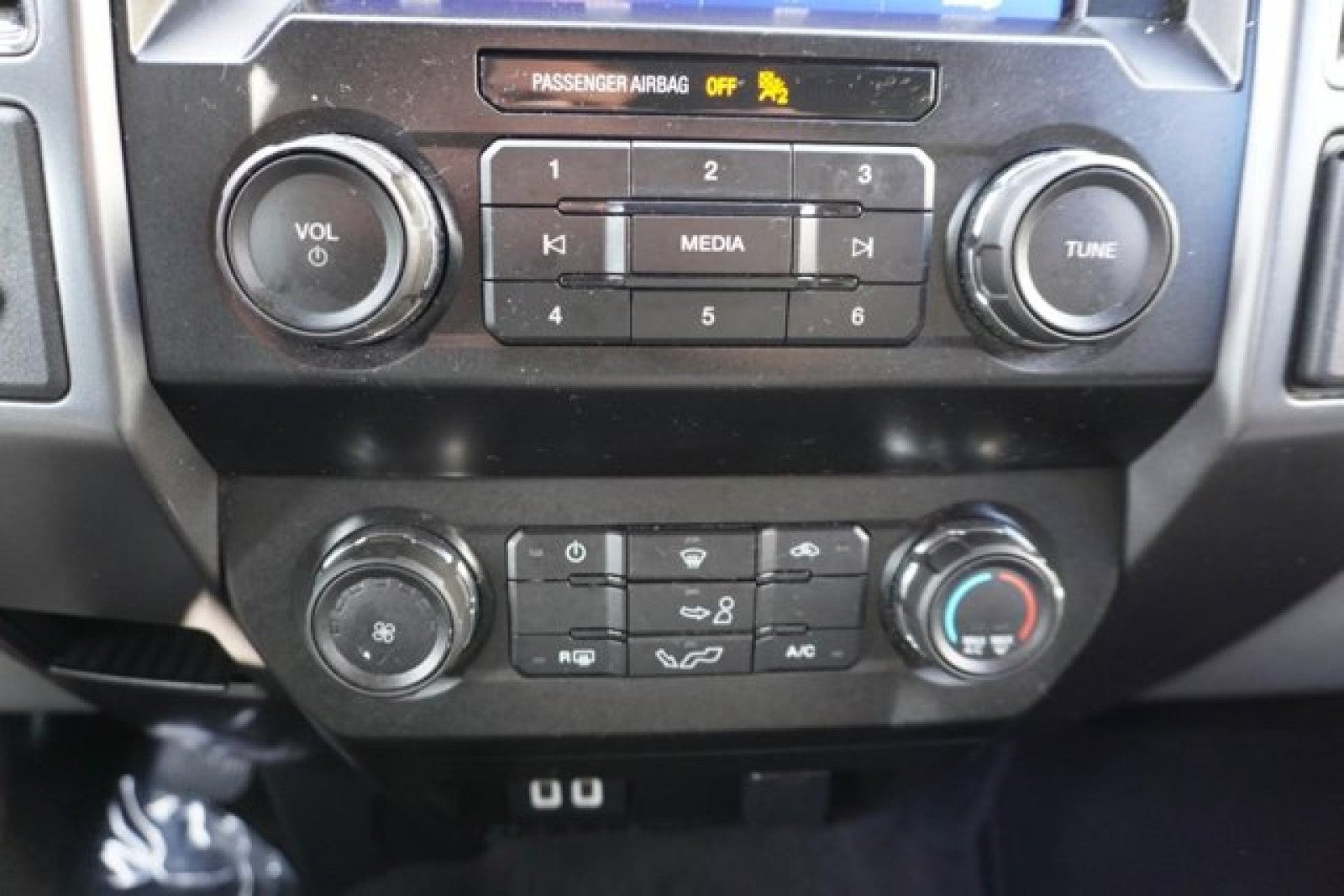 2020 Ford F-150 XLT SuperCrew