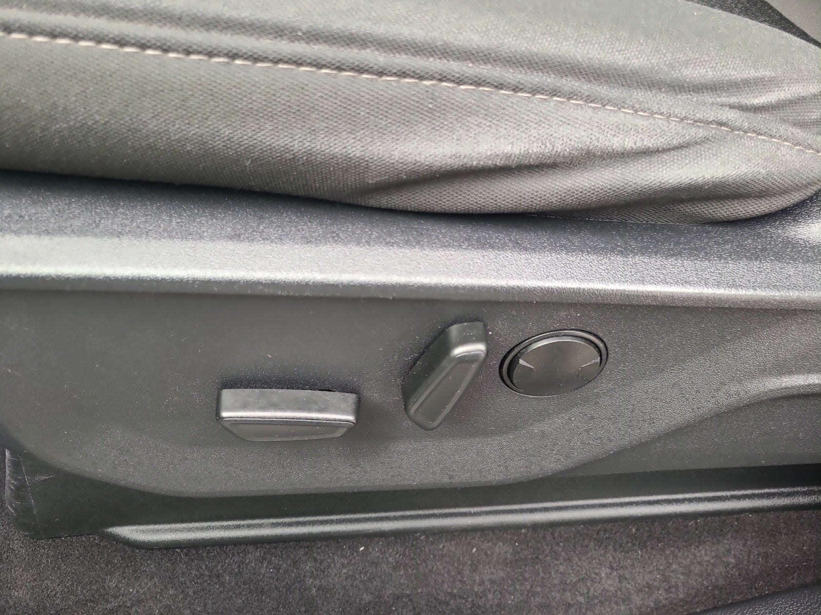 2023 Ford F-150 XLT 4WD SuperCrew