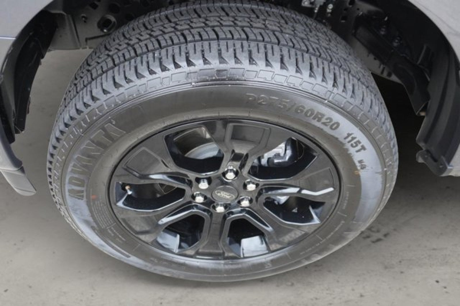 2023 Ford F-150 SuperCrew 4WD | FX4, STX Black Appearance