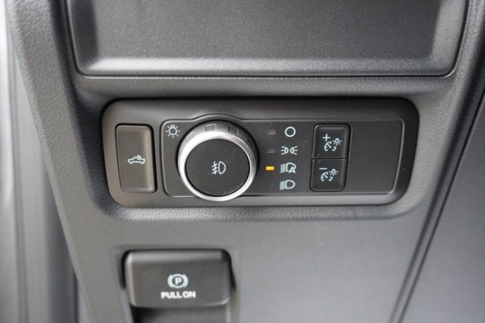 2023 Ford F-150 SuperCrew 4WD | FX4, STX Black Appearance