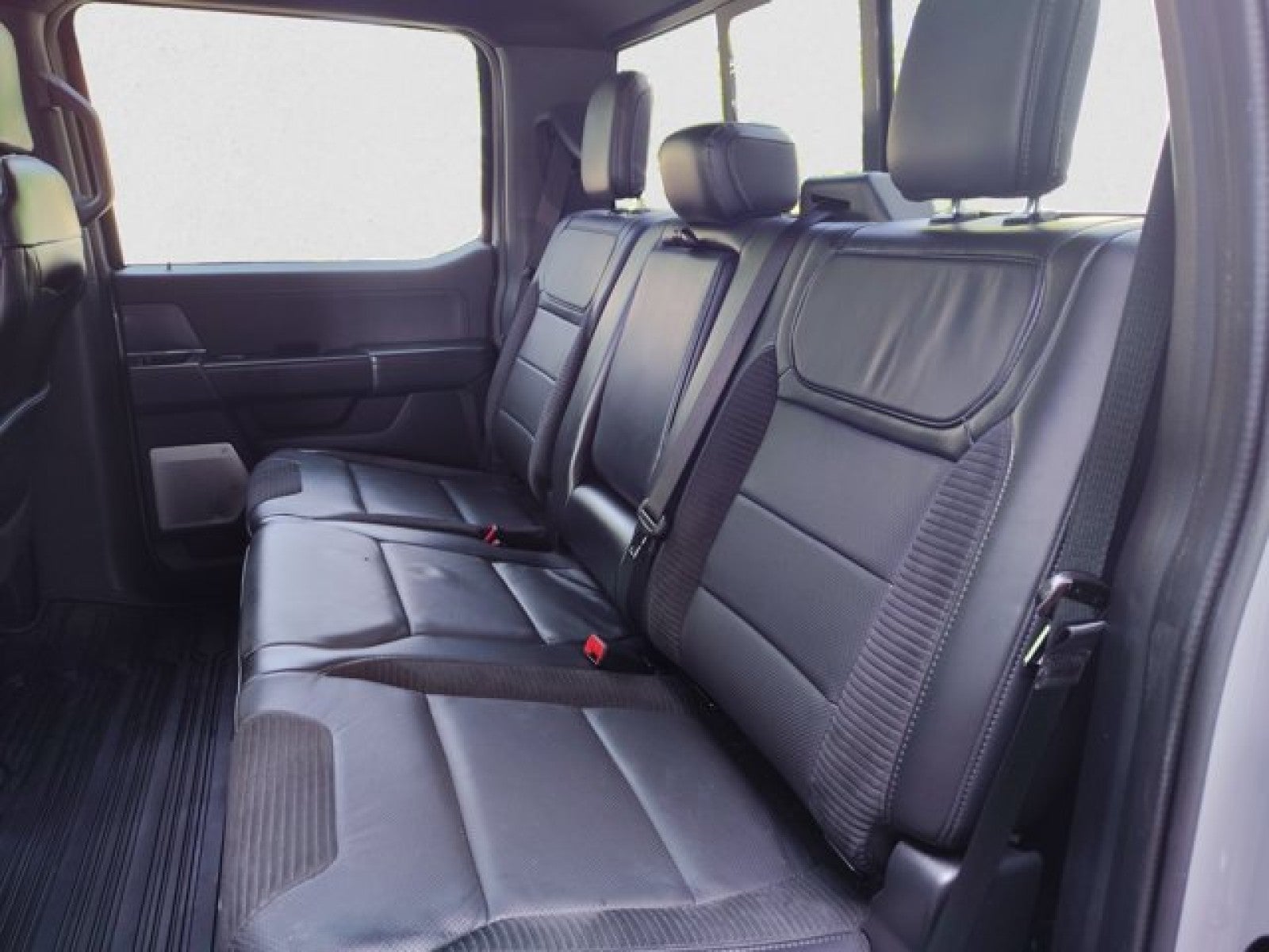 2023 Ford F-150 Raptor | Moonroof