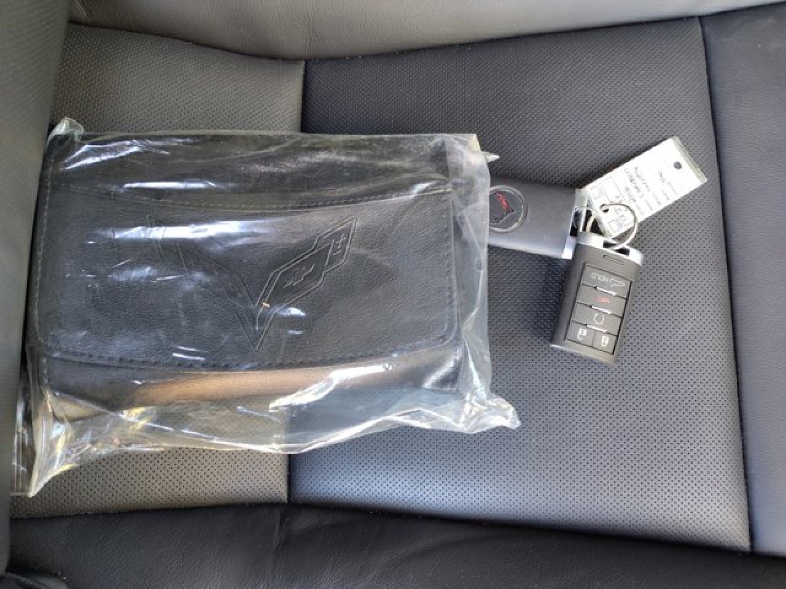 2016 Chevrolet Corvette Z51 2LT Coupe | Carbon Hood