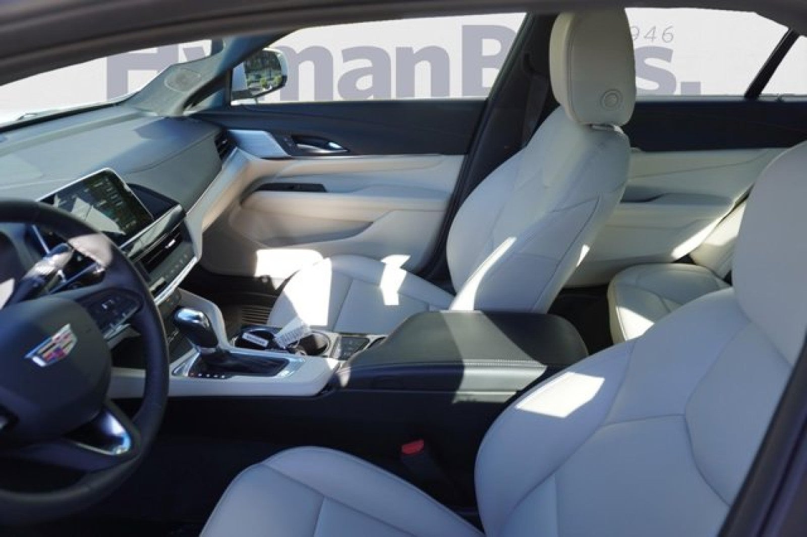 2023 Cadillac CT4 Luxury