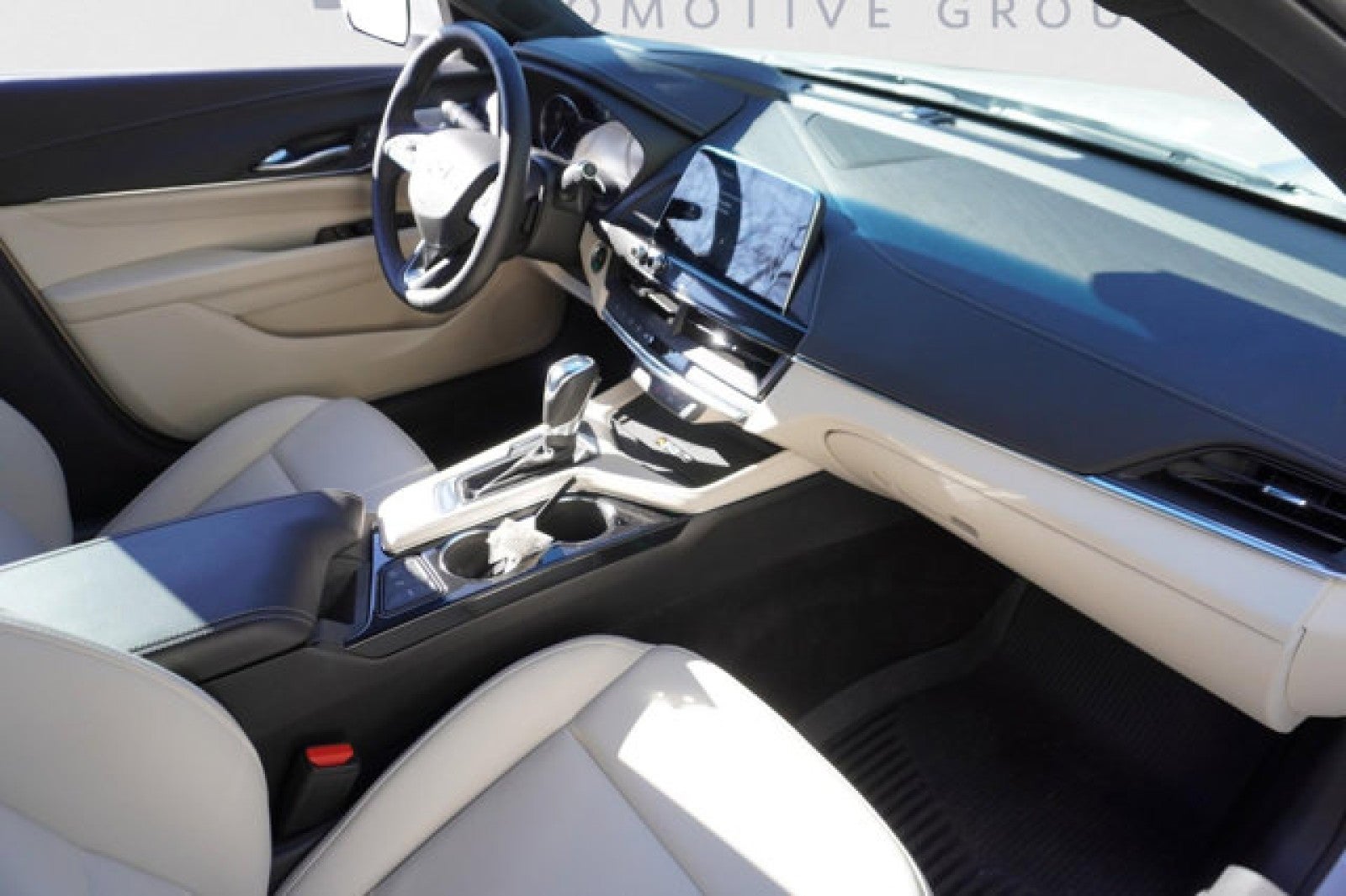 2023 Cadillac CT4 Luxury