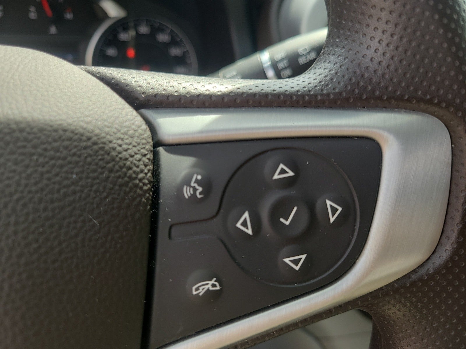 2023 GMC Acadia SLE AWD