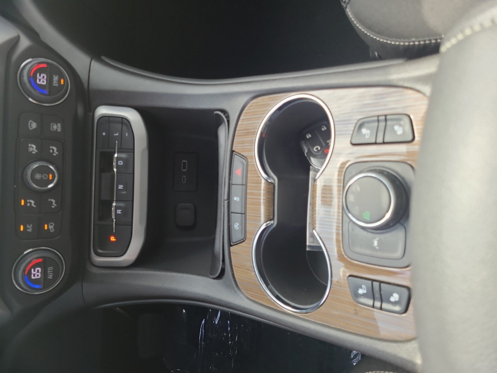 2023 GMC Acadia SLE AWD | Sunroof, Convenience Package