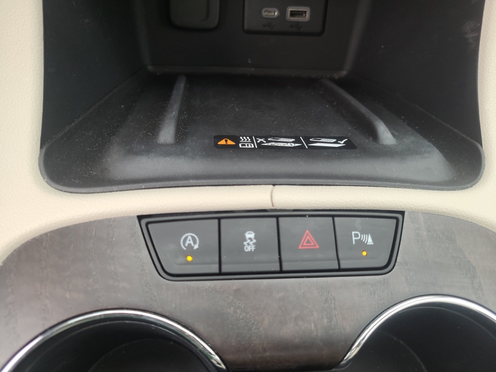 2023 GMC Acadia Denali AWD | Pano