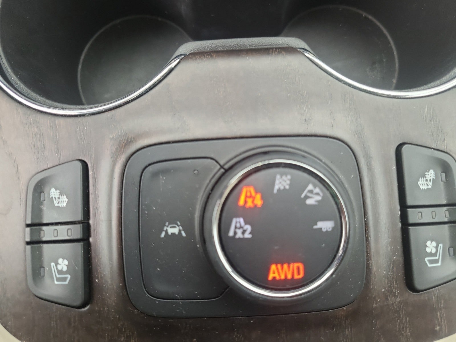 2023 GMC Acadia Denali AWD | Pano